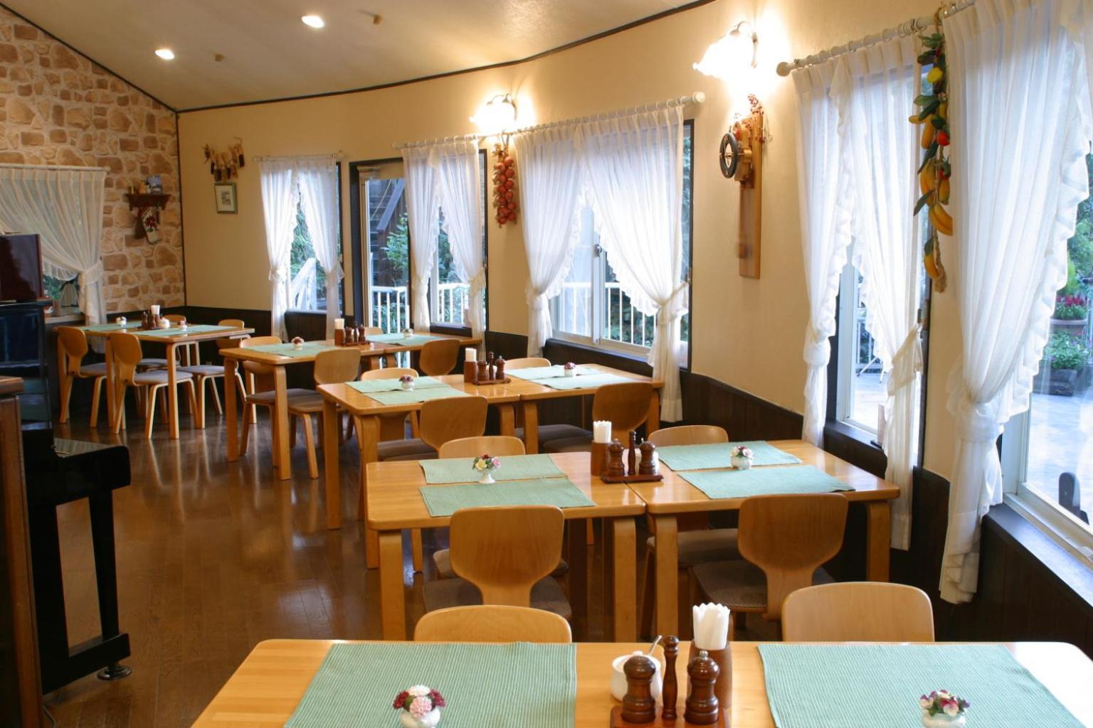 伊東市 伊豆高原ペンション　マーガレット Bed & Breakfast エクステリア 写真